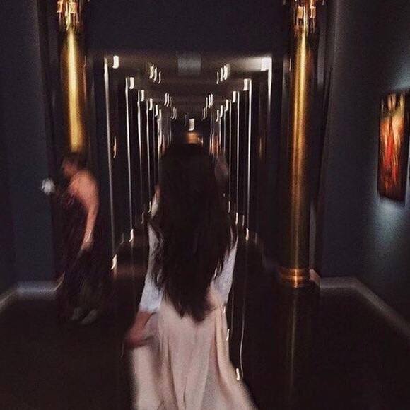 Meet your Posher, Leslie - Picture 1 of 2